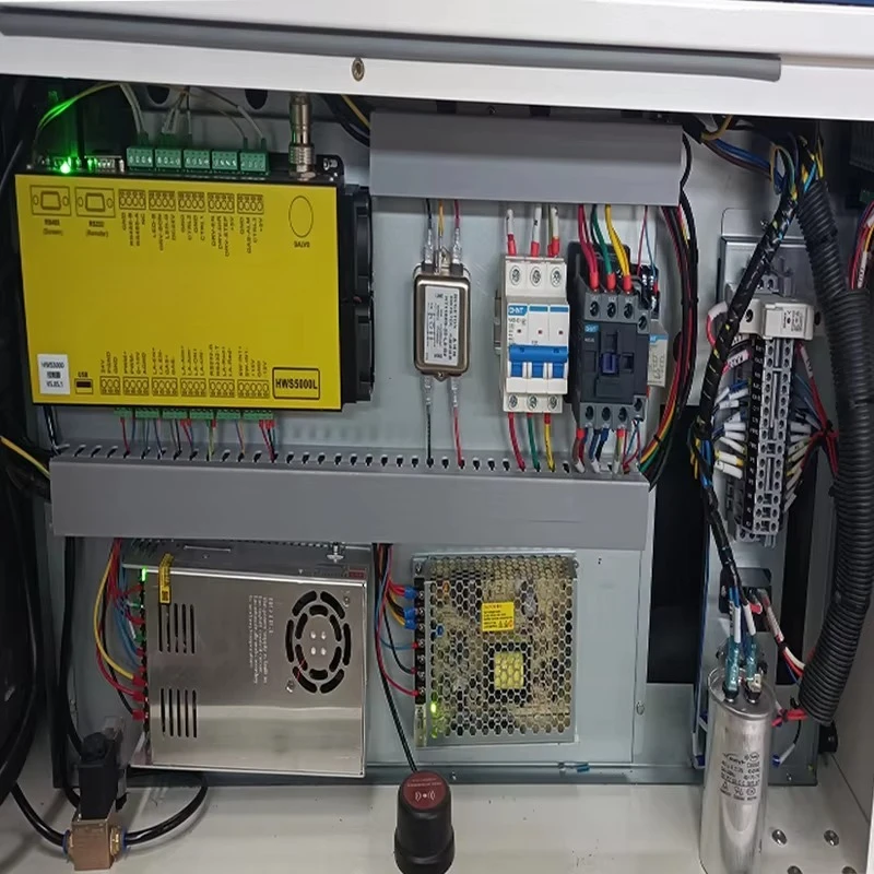 Mesin Pembersih Mini Portabel 3kw 3000w Kabel Serat 20m Penghilang Cat Debu Minyak Karat Peralatan Industri