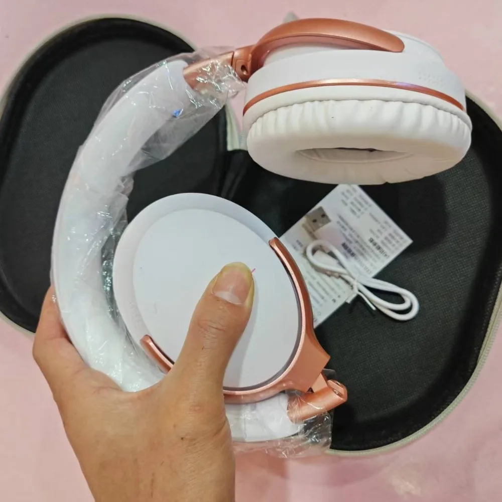 2026 Universal Bose Head mounted Bluetooth Earphone with Storage Bag Folding Wireless Microphone QC65