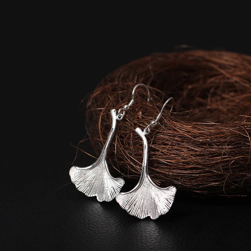 

S925 Silver Jewelry, Original Classical And Elegant Ginkgo Leaf Earrings, Fashionable Mid-length Stud Earrings And Accessories