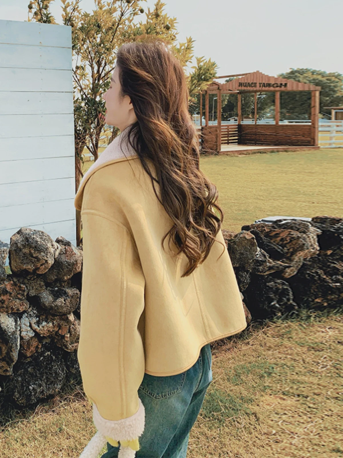 Double-Sided Wear Yellow Lamb Fur Jaet Women's ort Thiened Autumn Winter New Sle Super Beautiful Leather Fur Inteat...