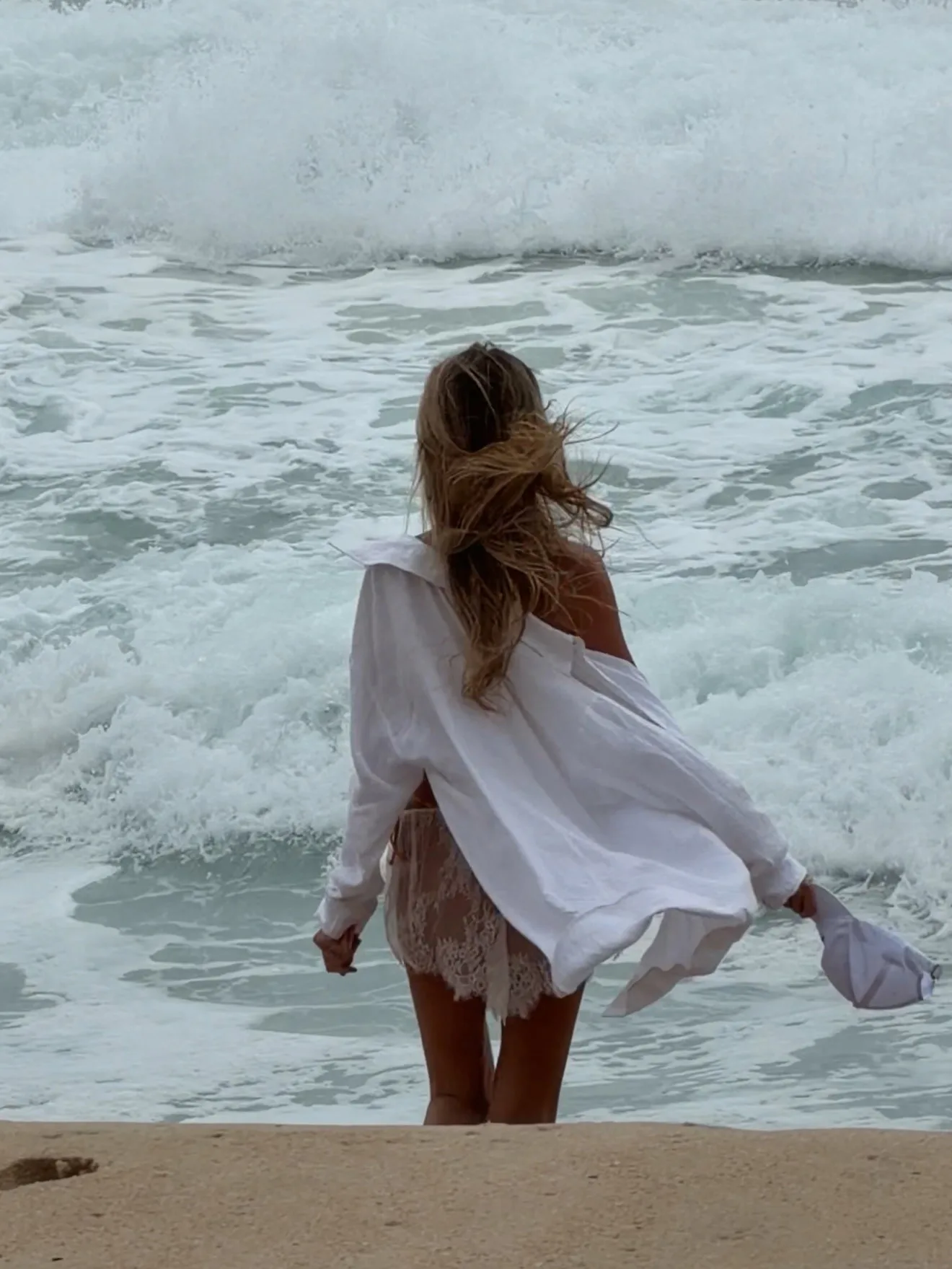 

Женские кружевные прозрачные шорты, летние модные однотонные сетчатые шорты с эластичной резинкой на талии