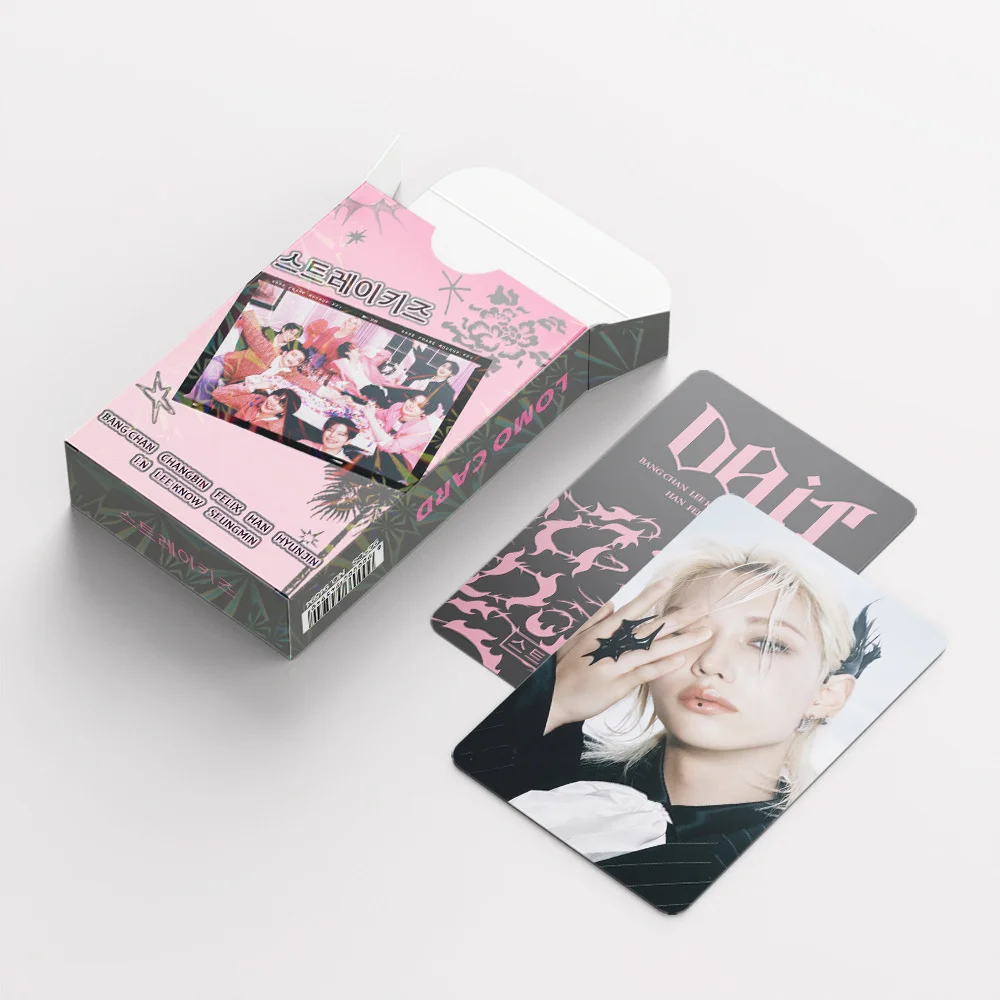 

New SKZOO Stray Kids support photo LOMO card 92 small cards K-POP fan bulk collection card bangchan felix photo card