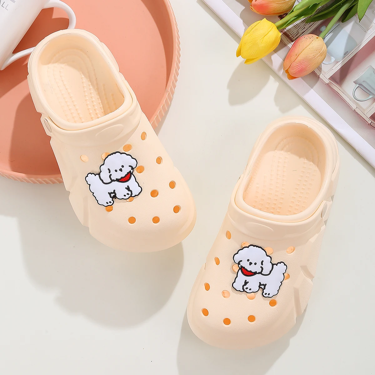 Girls Trendy EVA Garden Clogs - Breathable Non-Slip Slip-On Sandals with Pet Design, No Lining Garden Shoes, Beach Slides