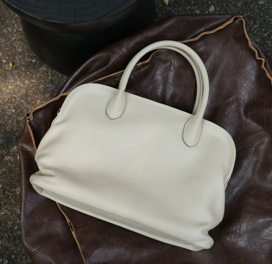 Black Minimalist style Genuine Top Grain Cowhide Leather Handbag for Women,big capacity Commuting bag,lambskin lining