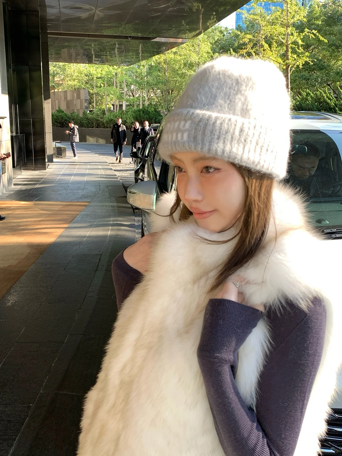 

Young Women's Fur Jacket Custom-Dyed Genuine Leather Long Sleeve Commute Style Straight Cut Winter Outerwear Coat