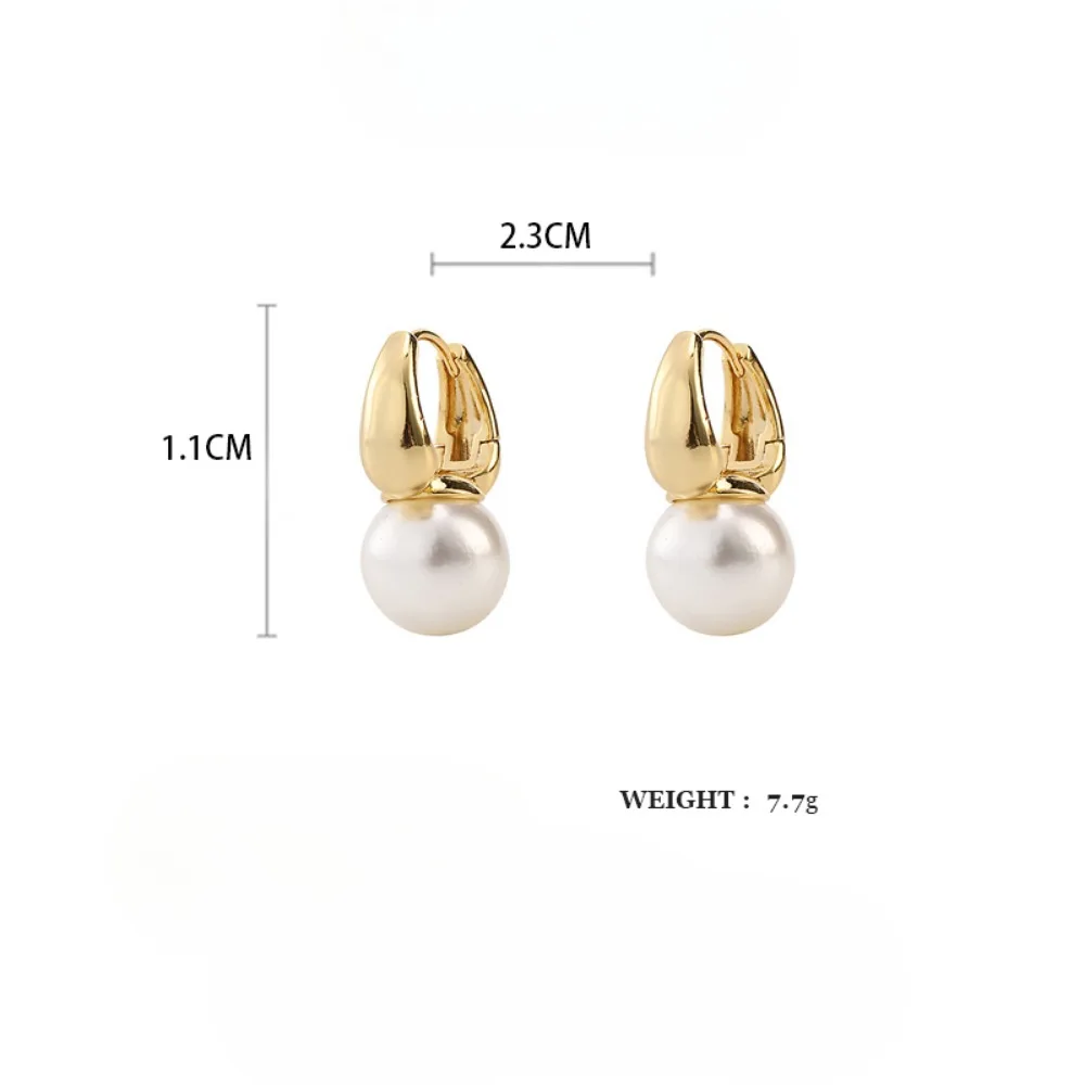 New In Imitation Pearl Hoop Earrings Women Fashion Minimalist Style Copper Ear Buckle Light Luxury Wedding Earring Accesories image 5