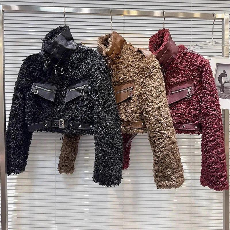 DEAT 2024 Winter New Item Lamb Wool Waist Belt Spliced Leather Short Jacket For Women High Street Lapel Coat Female 11A01478