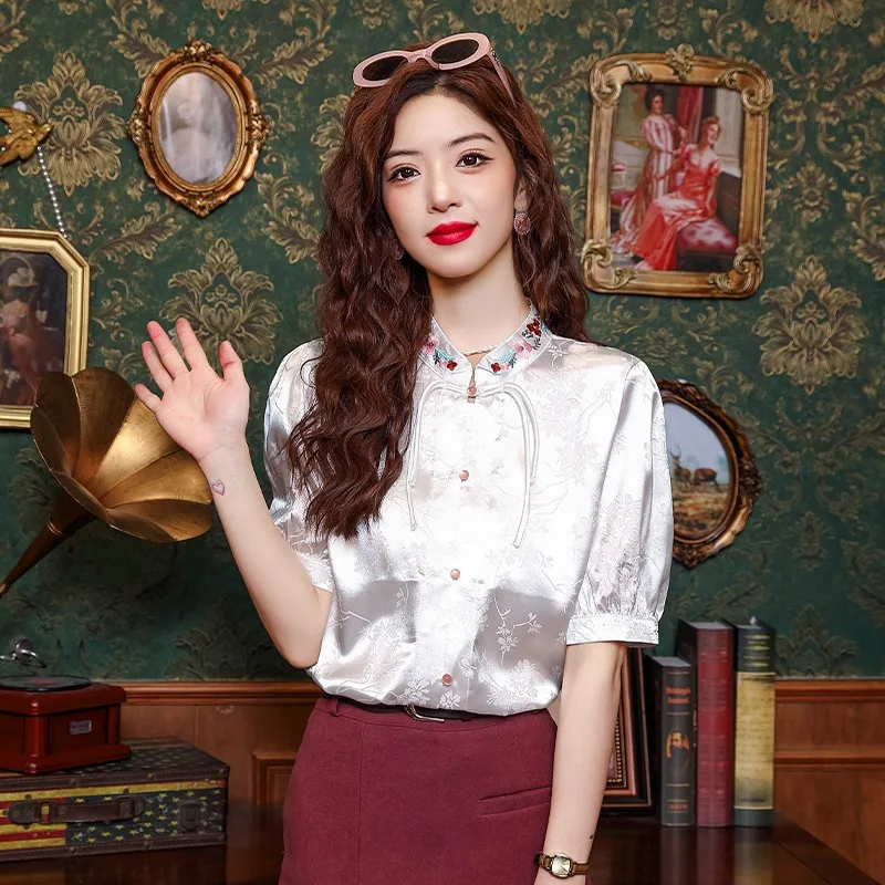 

Chinese Style Women's Blouses Embroidery Vintage Shirts Fashion Loose Summer Clothing Short Sleeved Satin Women Tops
