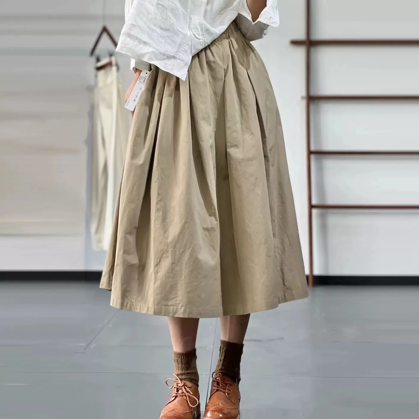 Saia midi linha a fena, roupa de trabalho, verão, estilo coreano, emaecimento, cobertura de quadril, cor sólida, modern...