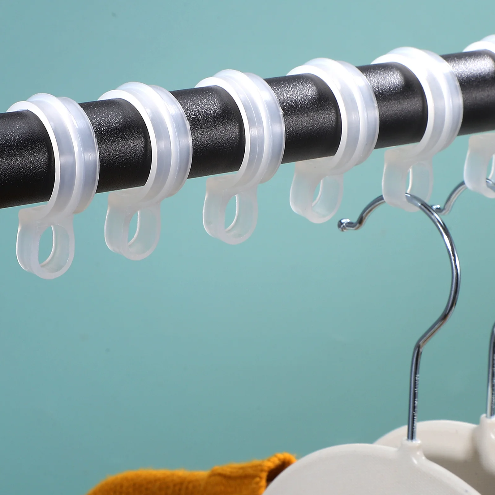 

24 Pcs Windproof Hooks Clothes Hanger Buckle Laundry Clips Outdoor Drying Rack Rod Small Space Saving Sturdy Plastic