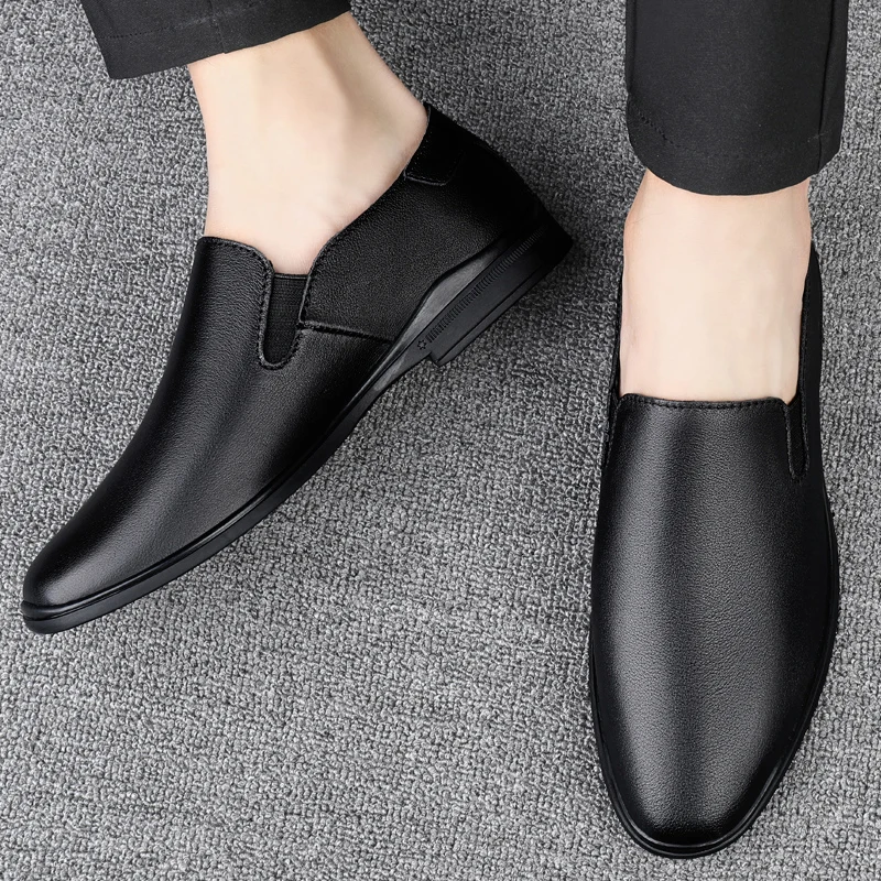 Genuine Leather Men Casual Shoes Luxury Brand Shoes Breathable Slip on Lazy Driving Shoes High-end offce fashion shoes