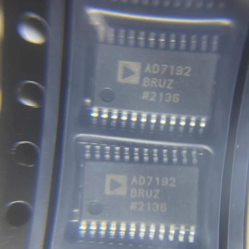 

AD7192BRUZ AD7192BRUZ-REEL чип аналого-цифрового преобразования АЦП пакет TSSP-24 совершенно новый чип
