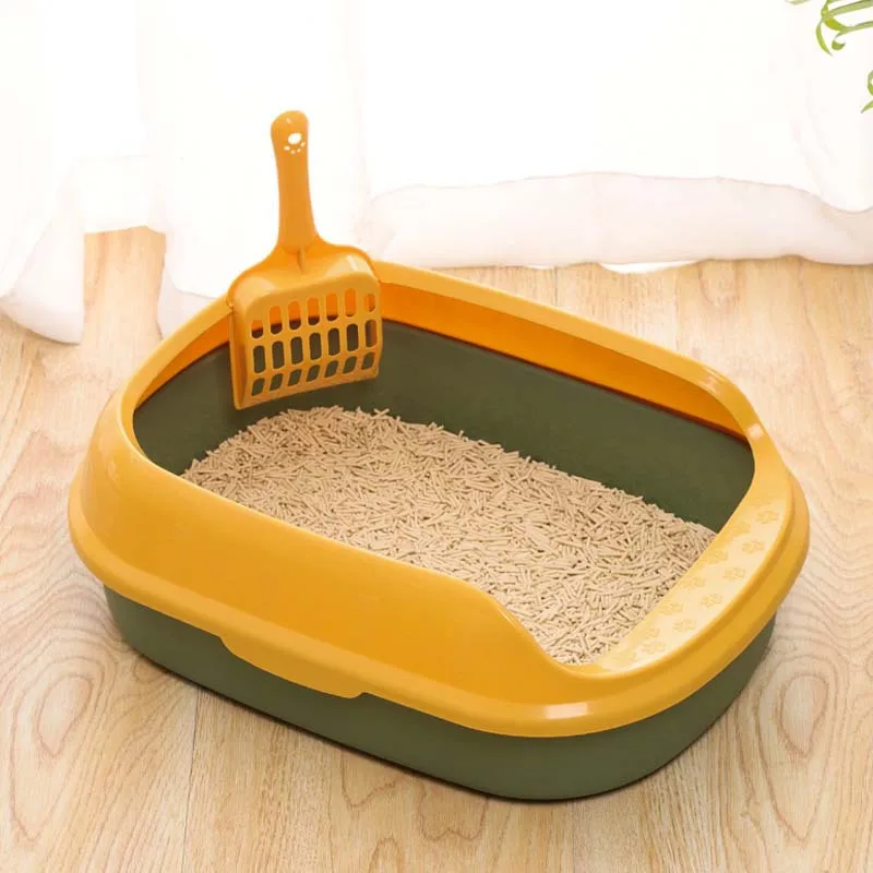 Semi-enclosed splash-proof high capacity litter box Durable litter filters are used in home interiors