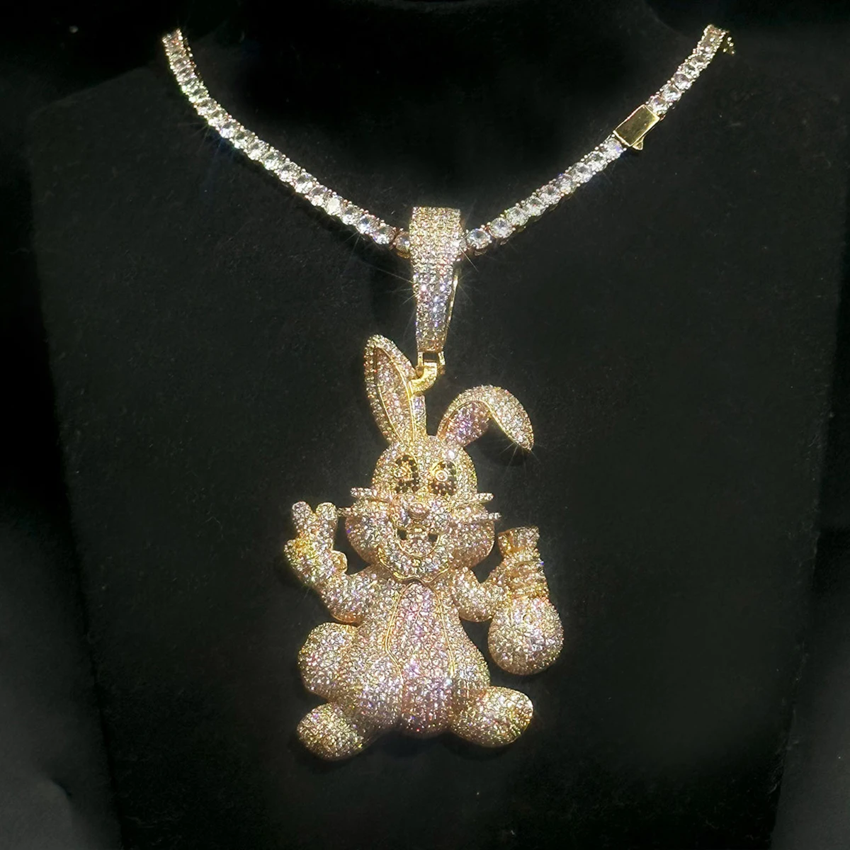 Aokaishen Prong Rabbit Necklace Pendant for Women Cubic Zirconia Real Copper Iced Out Charm Hip Hop Jewelry