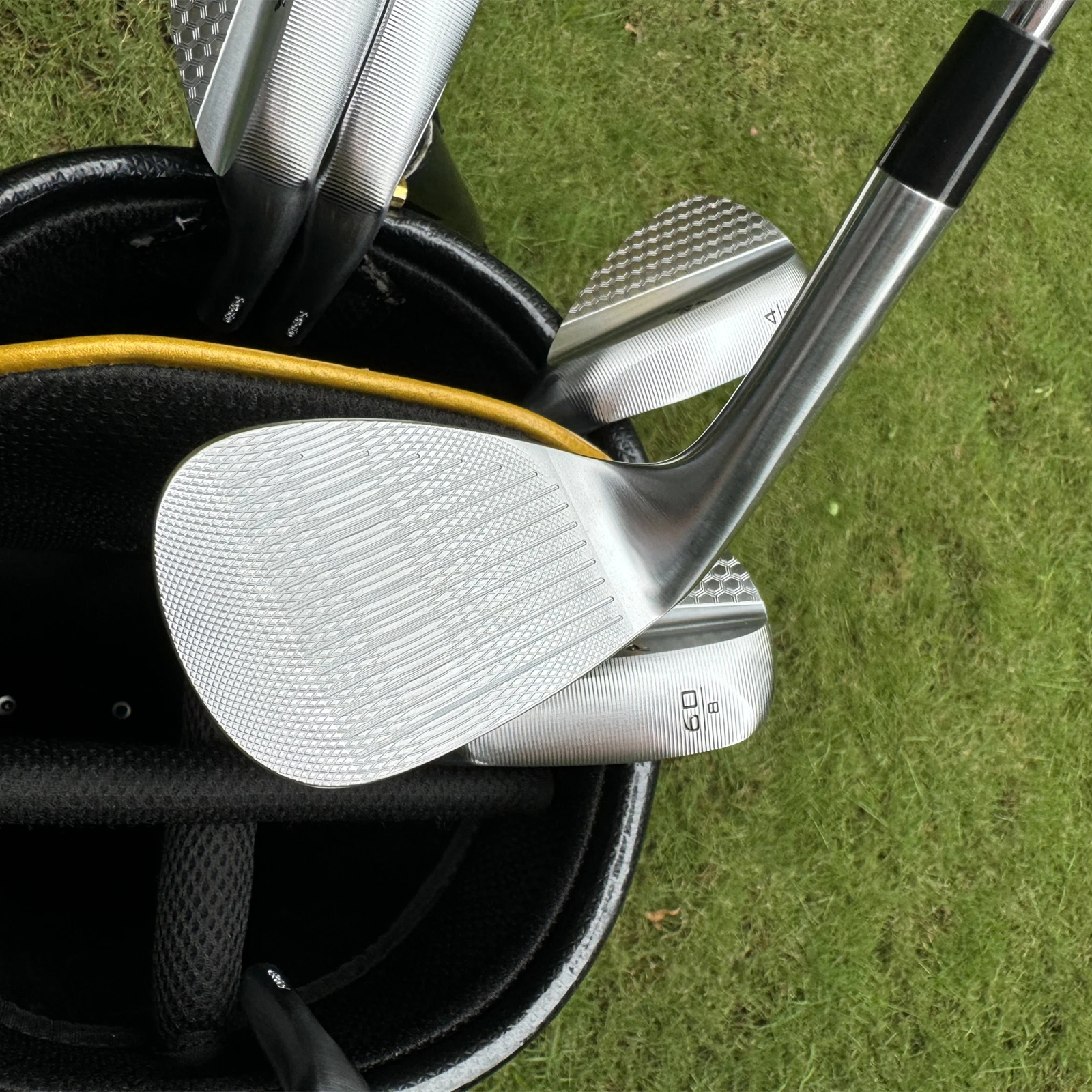 Calong Super Bee Forged Golf Wedges Silvery 50 52 54 56 58 60 With 