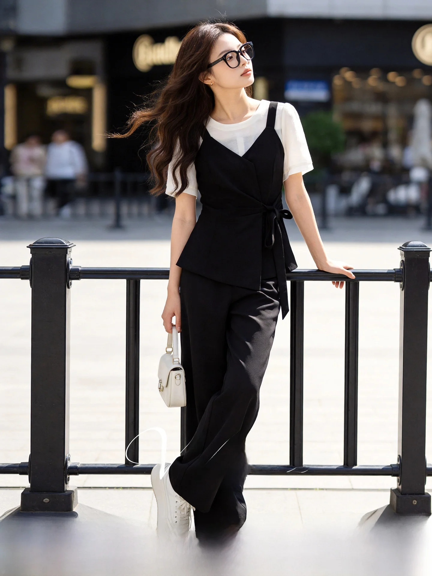 

Stunning plus Size Women's Summer Outfit 2026 Seasonal Wide Leg Pants Vest Set Belted Two Piece Ensemble Fashionable Commute ...