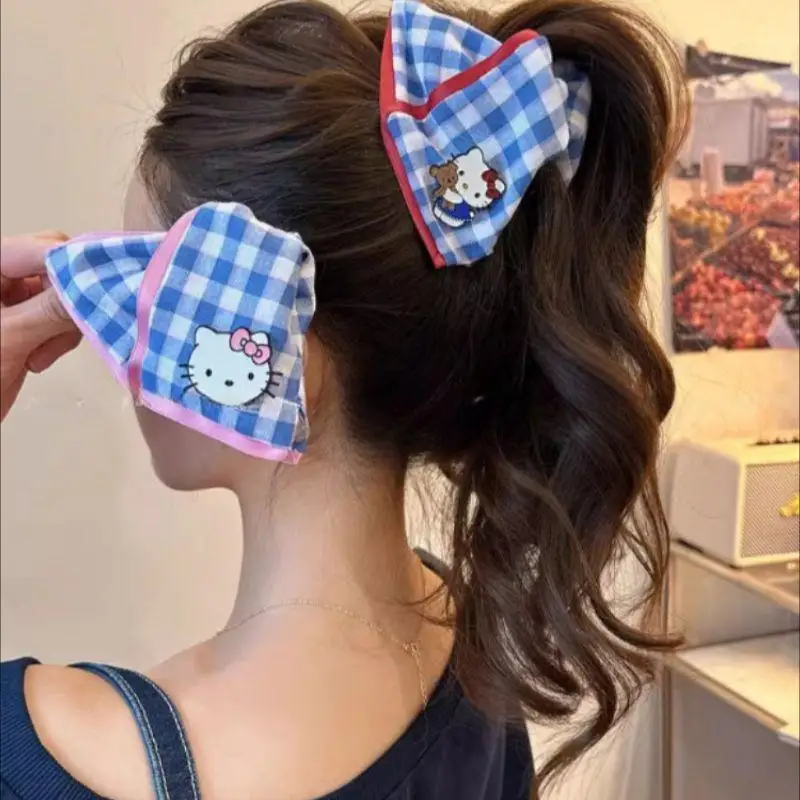 

Sanrio Triangle Hello Kitty Hair Claw Crab Elegant Hairpins Women Girls Sweet Hair Ornament Hair Clips Fashion Hair Accessories