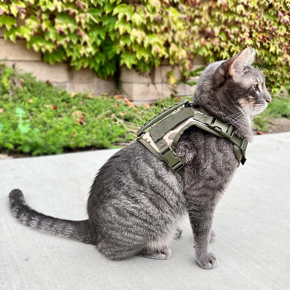 

Cat Harness Accessories for Cats Soft Escape Proof Breathable Vest Puppy Walking Adjustable Kitten Harness Control Handle