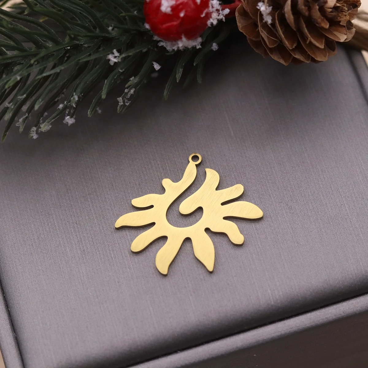 3pcs Abstract Sun Charms Stainless Steel Sunburst Celestial Pendant for DIY Jewelry Making Earrings Necklace Findings Supplies