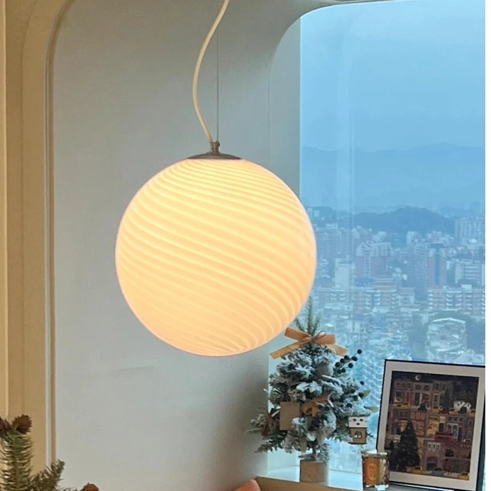 

Murano galss ball pendant lamp Macaroon Bubble Light for children's room bedroom Medieval Cream Restaurant ball ambient light