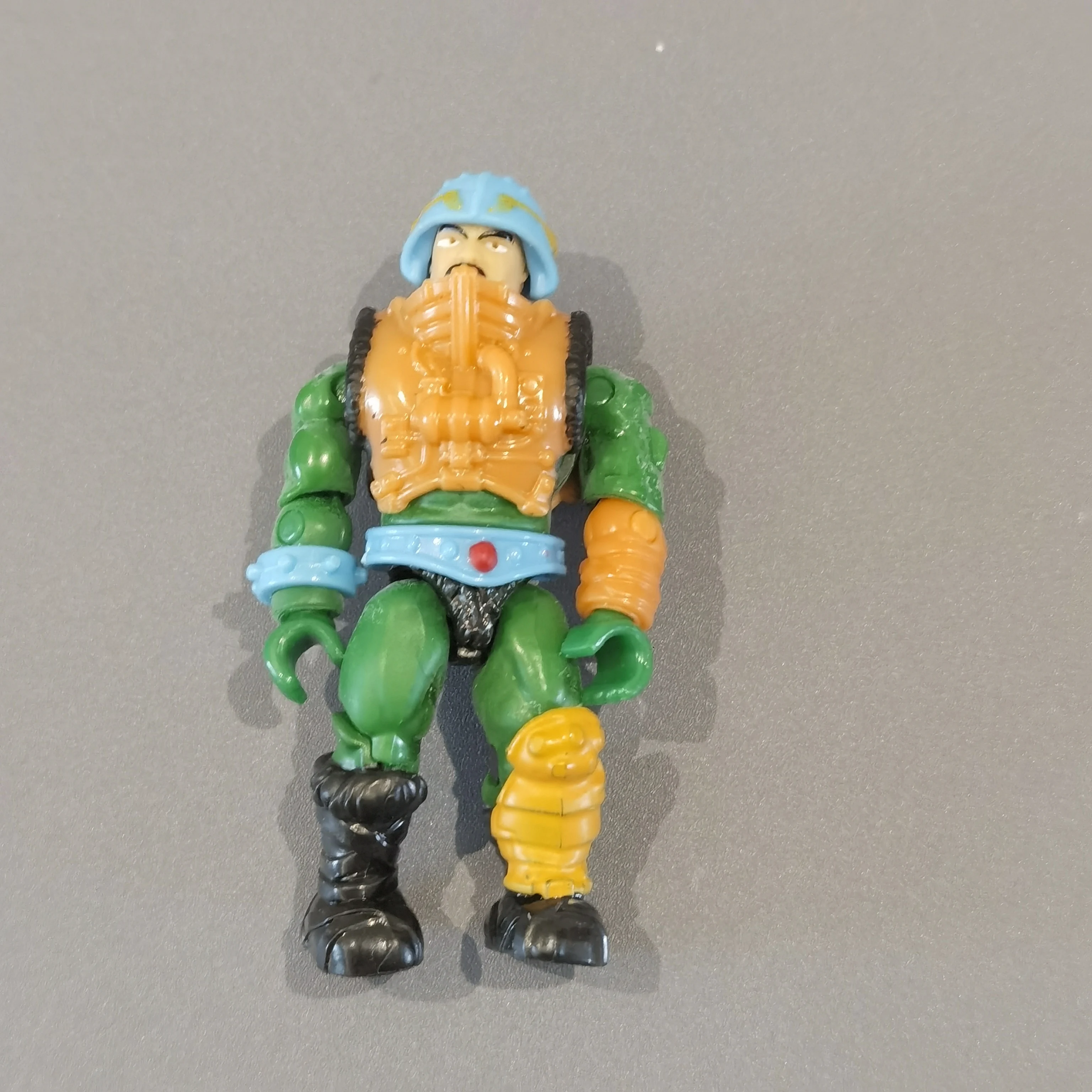 

MEGA CONSTRUX MASTERS OF THE UNIVERSE MOTU Man-at-Arms FWV52 loose figure