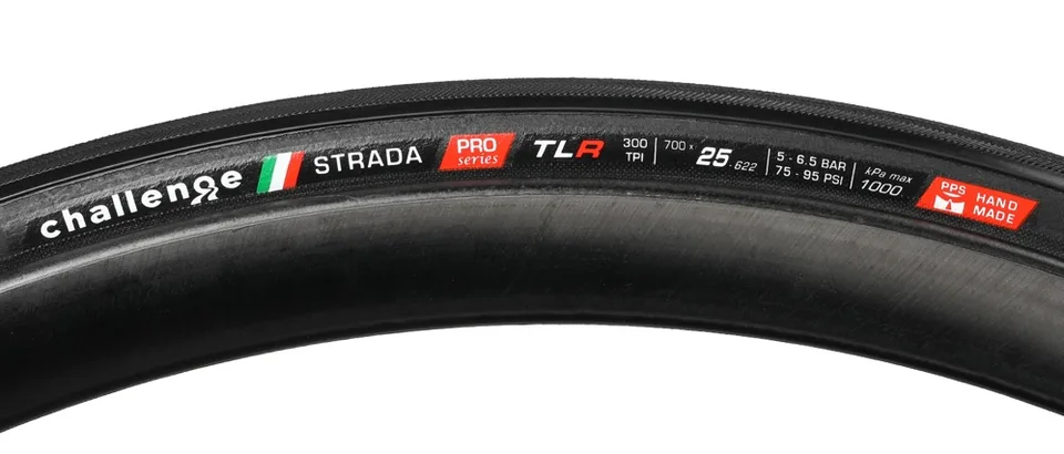 CHALLENGE STRADA Pro 700C ロードバイクタイヤ クリンチャー 700x25c