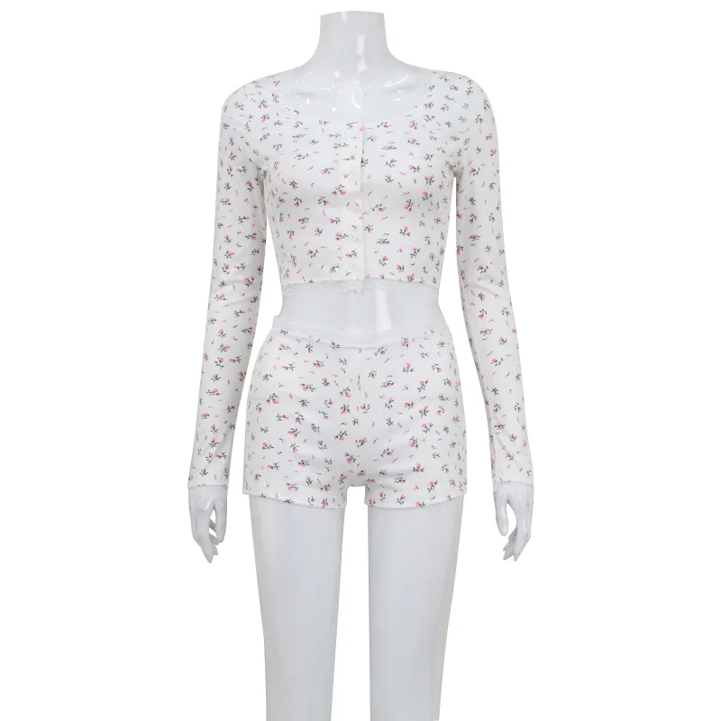 ชุดนอนเซ็กซี่ลายดอกไม้ลูกไม้สำหรับผู้หญิง เสื้อแขนยาวและกางเกงขาสั้น ชุดนอน 2 ชิ้น สำหรับผู้หญิง ชุดลำลองใส่สบายๆ อยู่บ้าน