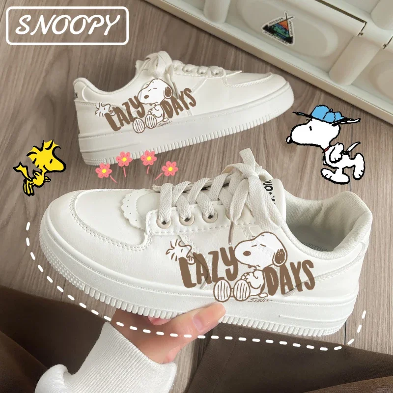 Snoopy kobiety obuwie moda oddychające Walking płaskie buty kobieta białe Graffiti Sneakers kobiety Tenis Feminino buty damskie