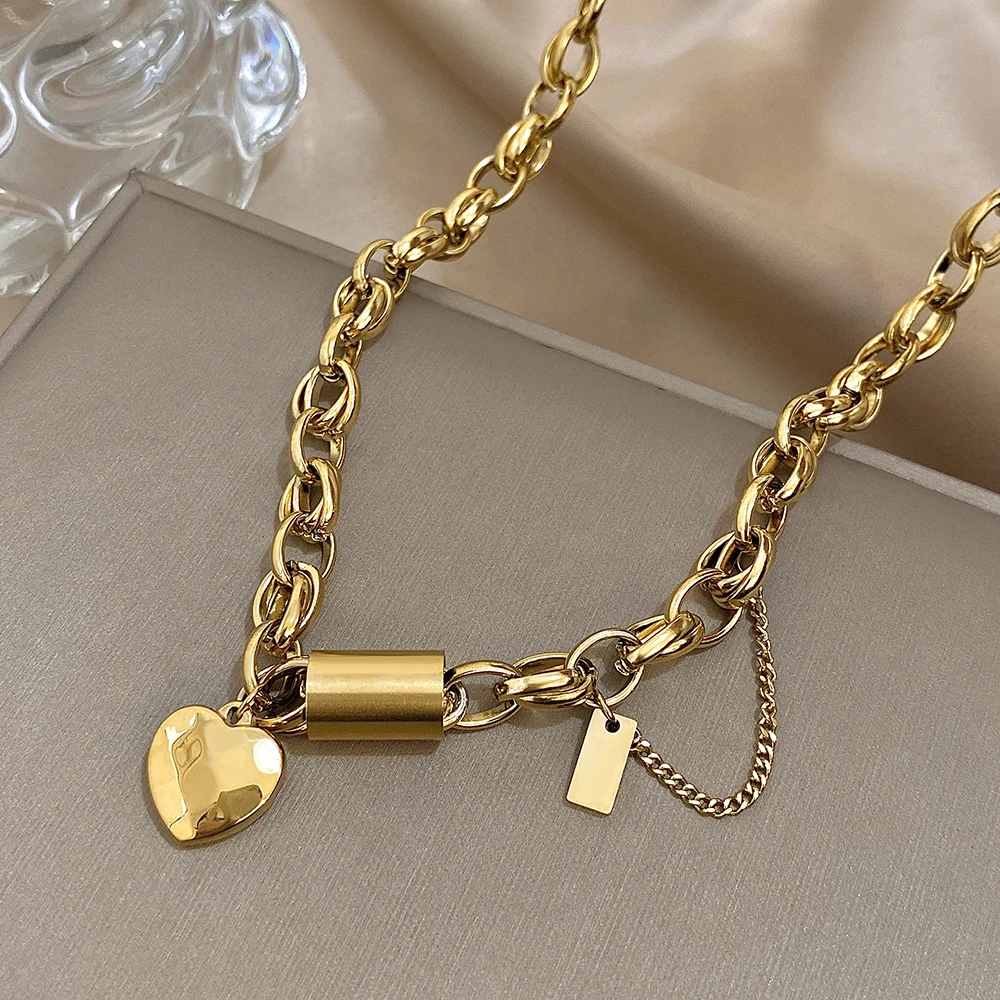 Thumbnail 4 - #42 Best Chunky Chain Necklaces to Buy In 2026