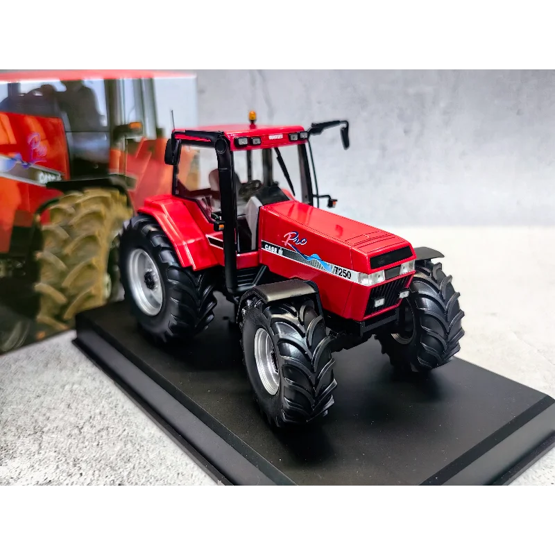 다이캐스트 1/32 스케일 MAGNUM 7250 PRO 1992 합금 트랙터 모델 수집용 장난감 선물 기념품 장식품