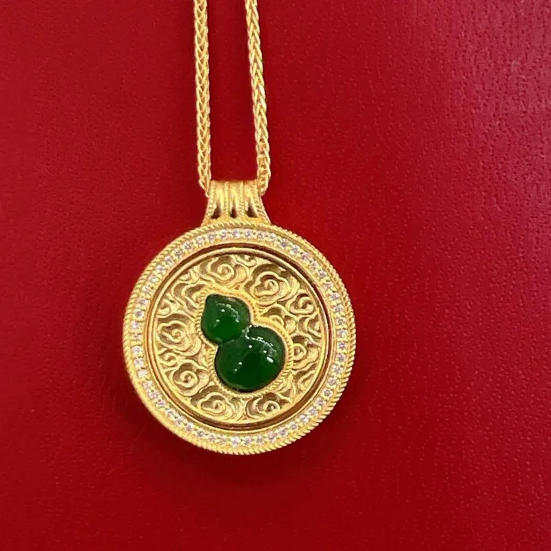 Vintage Gourd Pendant Necklace Rotatable Palace Style Lucky Cloud Eight Treasures Compass Gold Plated Brass Chain Women Jewelry