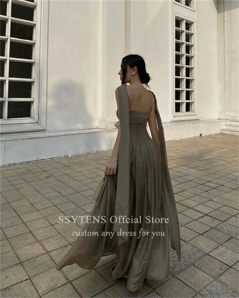 Modern Silk Brown Evening Gowns Sleeveless Long A Line Prom Dresses with Scarf Strapless Elegant Invited Wedding Evening Dress