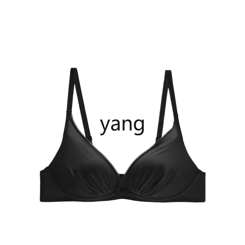 

LMM smooth surface without steel ring bra, upper support, small chest gathering and showing large underwear