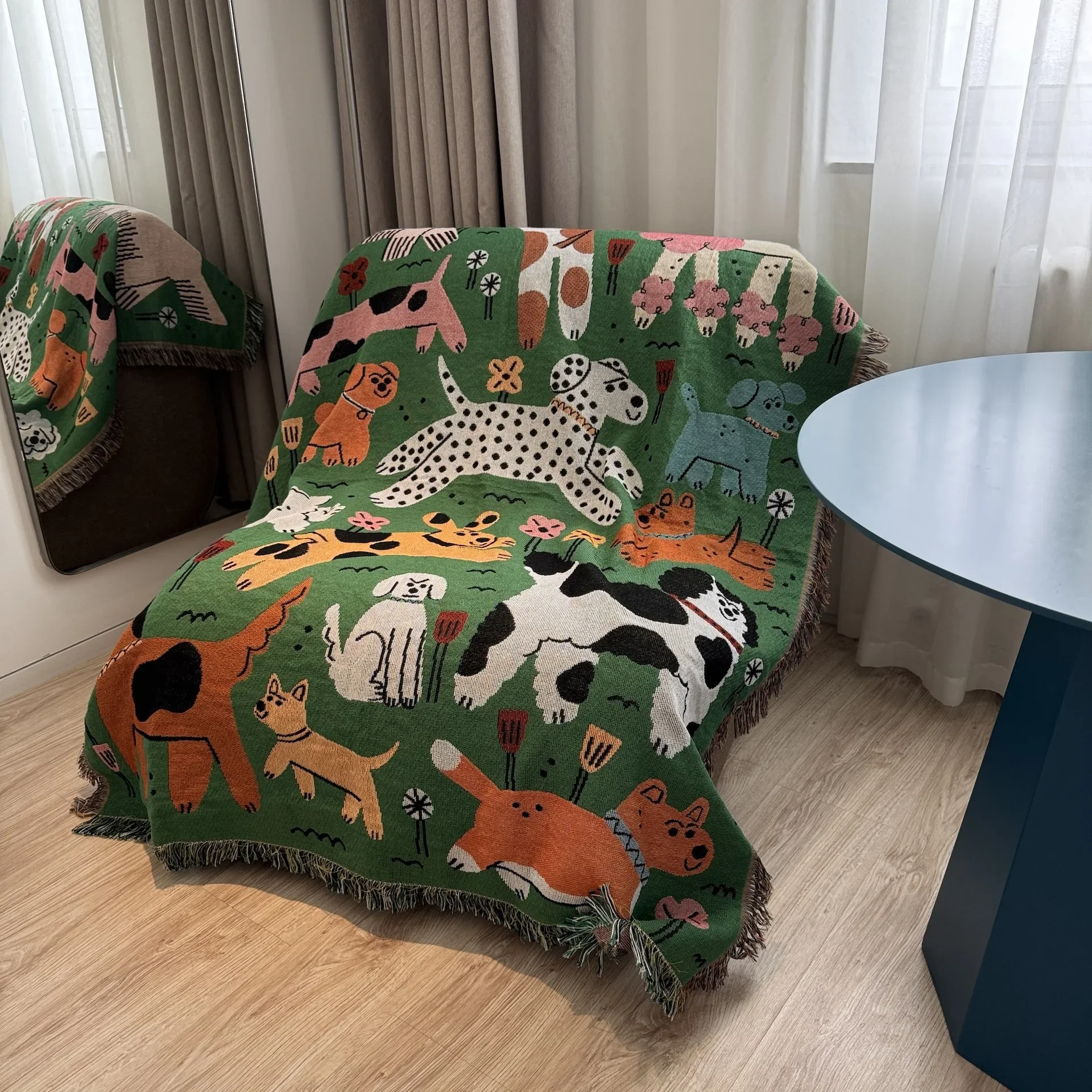 Cartoon Sofa Blanket Cute Cats Dog Animal Home Decoration Camping Blanket Bedspread Picnic Mat Aesthetic Wall Tapestry Bed Cover