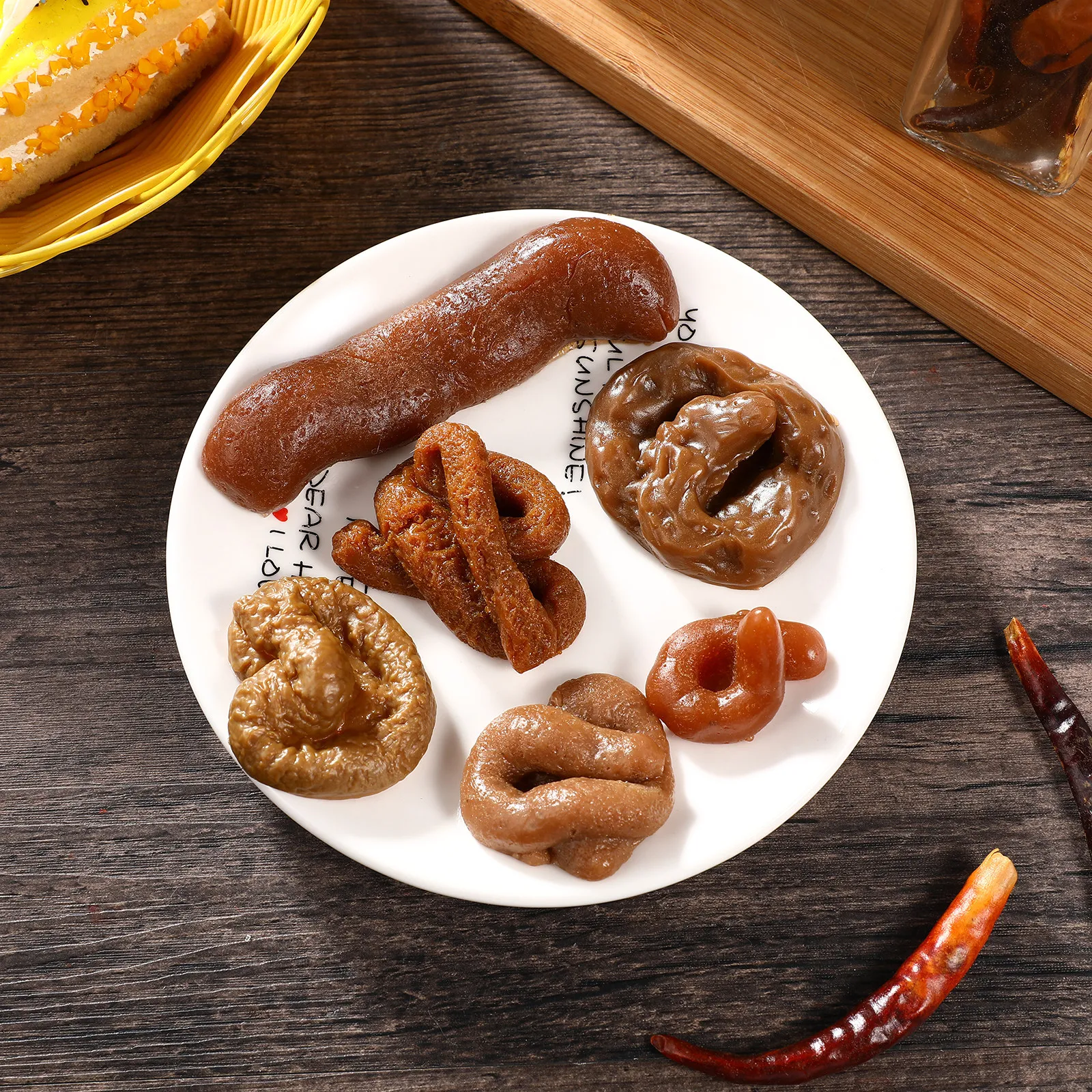 

1Set Festive Prank Poo Prop Realistic Simulation Design for April Fool's Day Halloween Parties Trick Fun Emulation Poo Party