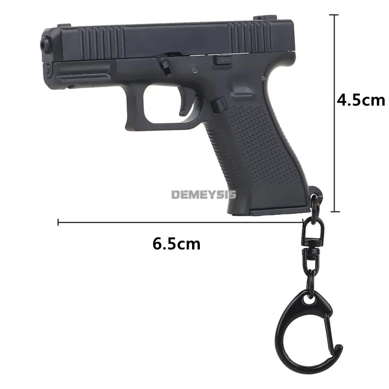 Mini Pistol Shape Keychain Realistic Plastic Model Removable Magazine Miniature Keyring Portable Decorations Trend Gift for Men