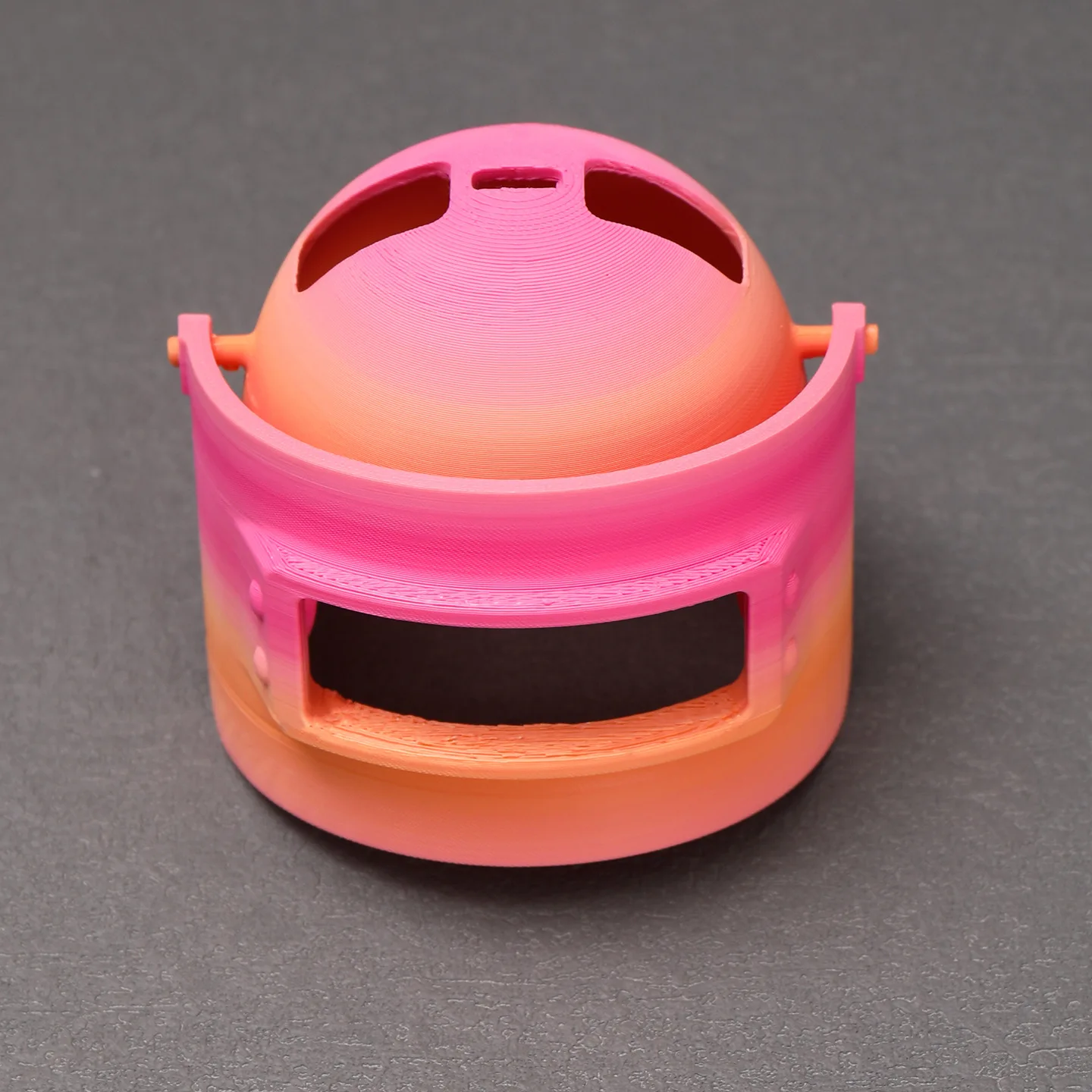 Voor Labubu roze Hoed PUBG slagveld dezelfde derde niveau helm hoed 3D gedrukt poppenkleertjes dragen kleding accessoires geen poppen cadeau