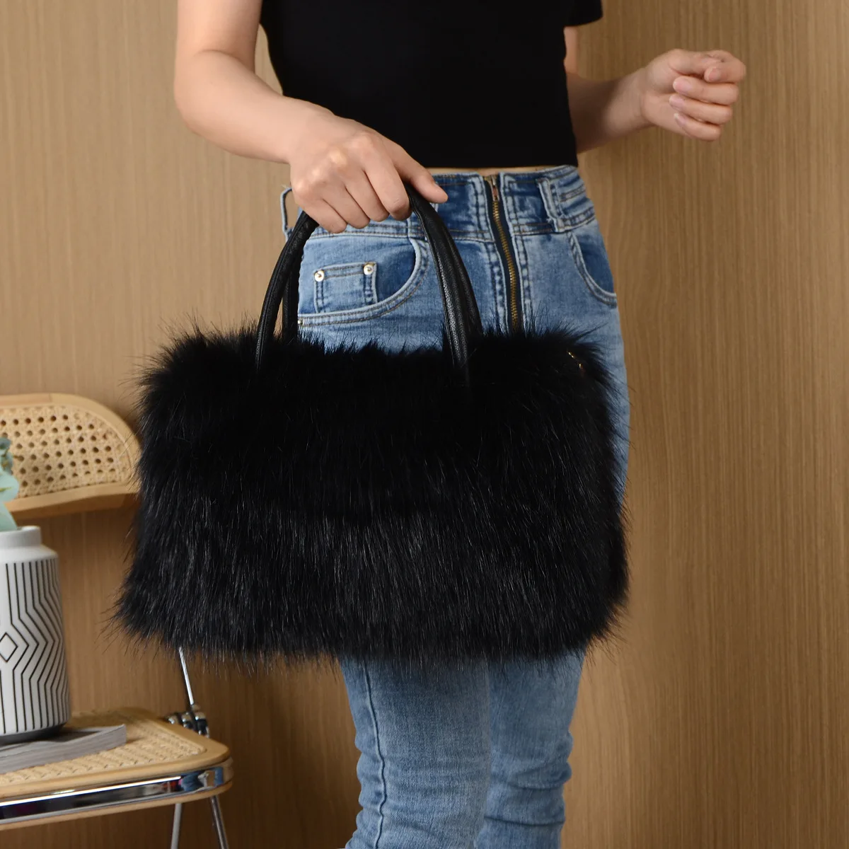 High Quality Fashion Women\'s Bag Fluffy Plush Spliced Pu Leather Handbag Large Capacity Cute Soft Evening Tote Bags