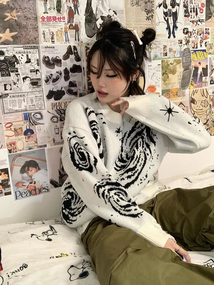 2024 Sweater Vintage Ripped Creative Stripes Destroyed Knitted Pullovers Men Women Oversize Loose Cotton Knitwear Jumper Hip Hop