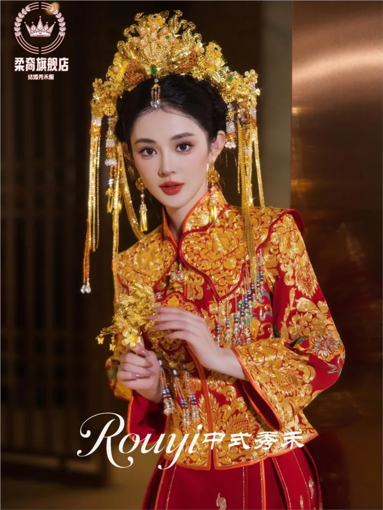 New heavy-duty wedding toasting dress gown Chinese-style dragon and phoenix
