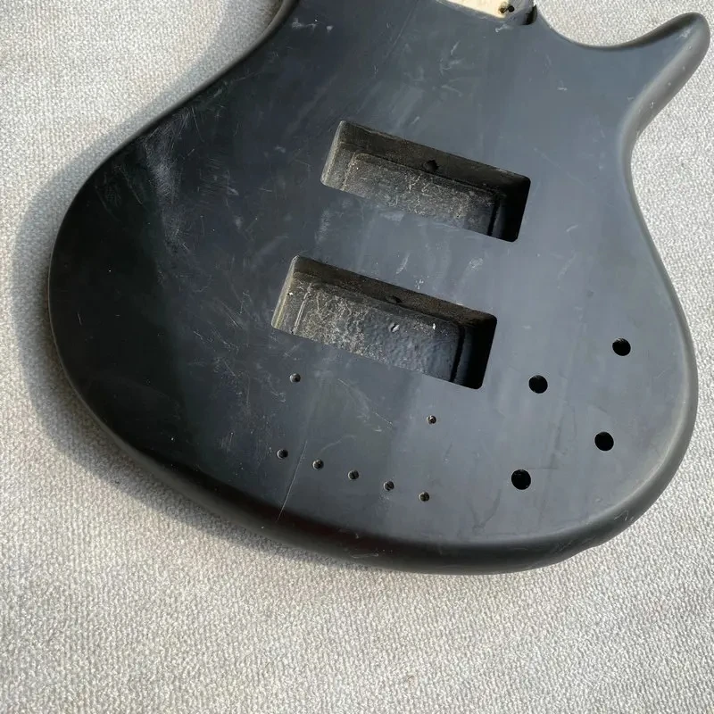 FB035 Black Color Solid Wood Active Pickups  Electric Bass Body 4 or 5 String  Right Hand for Replace DIY Part Paints Crack