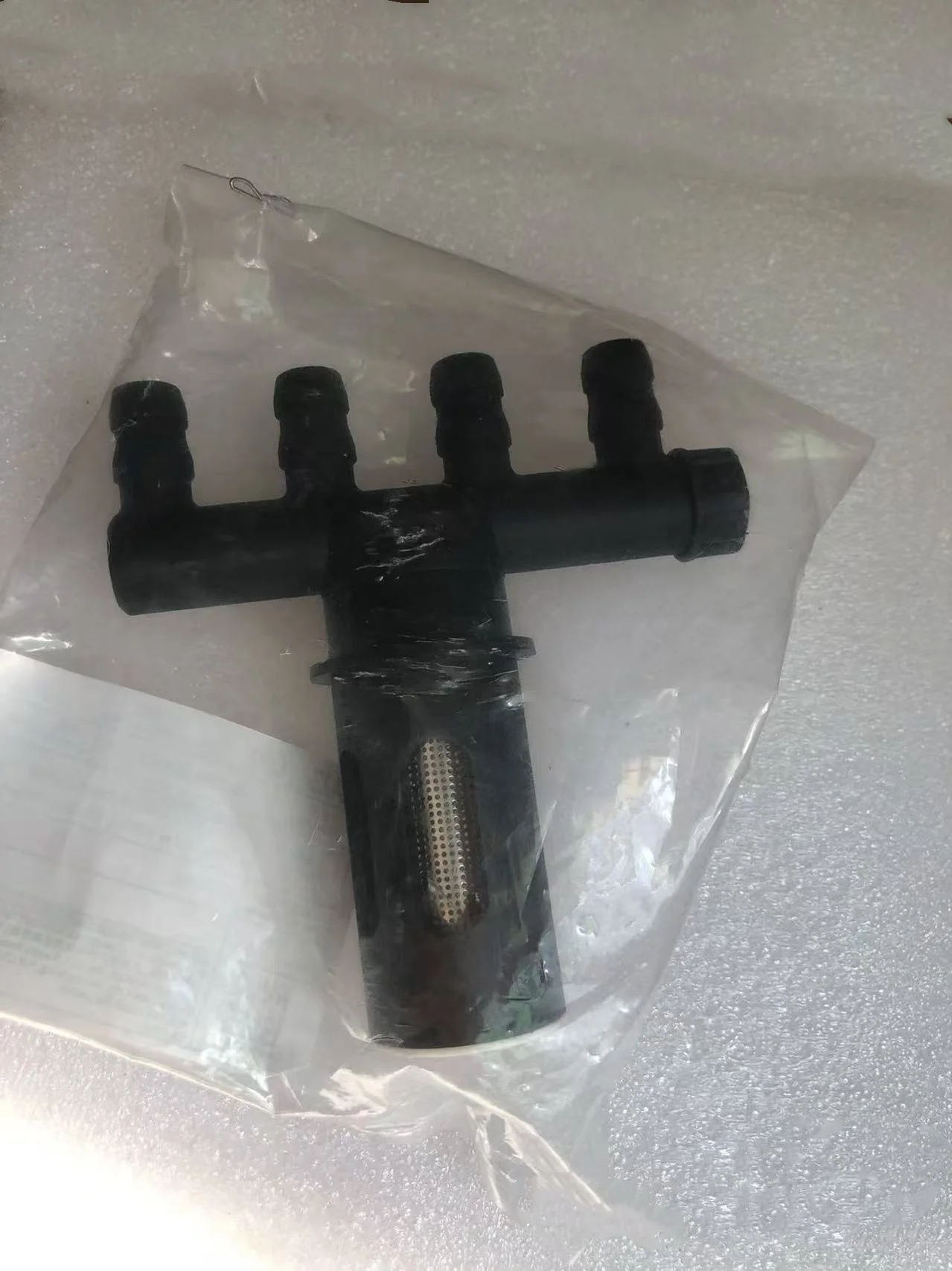 Kit de montaje de tubo de 4 vías con salida inferior de contenedor de líquidos, pieza para accesorios para drones agrícolas Agras XAG P100pro 14-006-00030