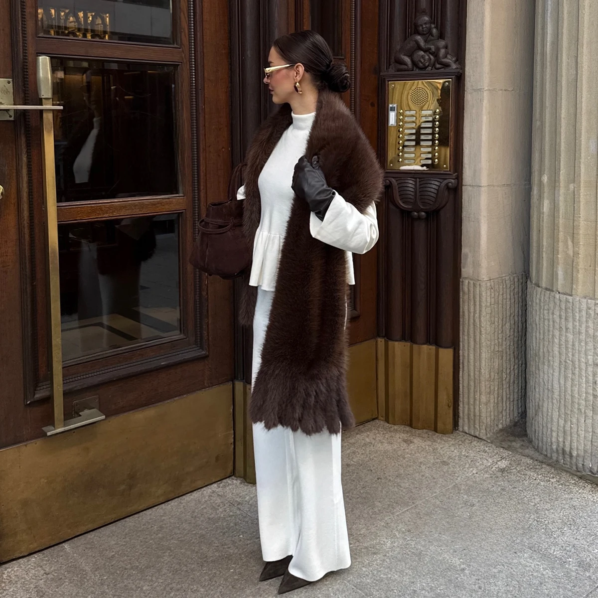 2026 New Women Faux Fur Shawl Stole Fluffy Shaggy Long Wrap Dark Brown Winter Outerwear Luxury Elegant Streetwear