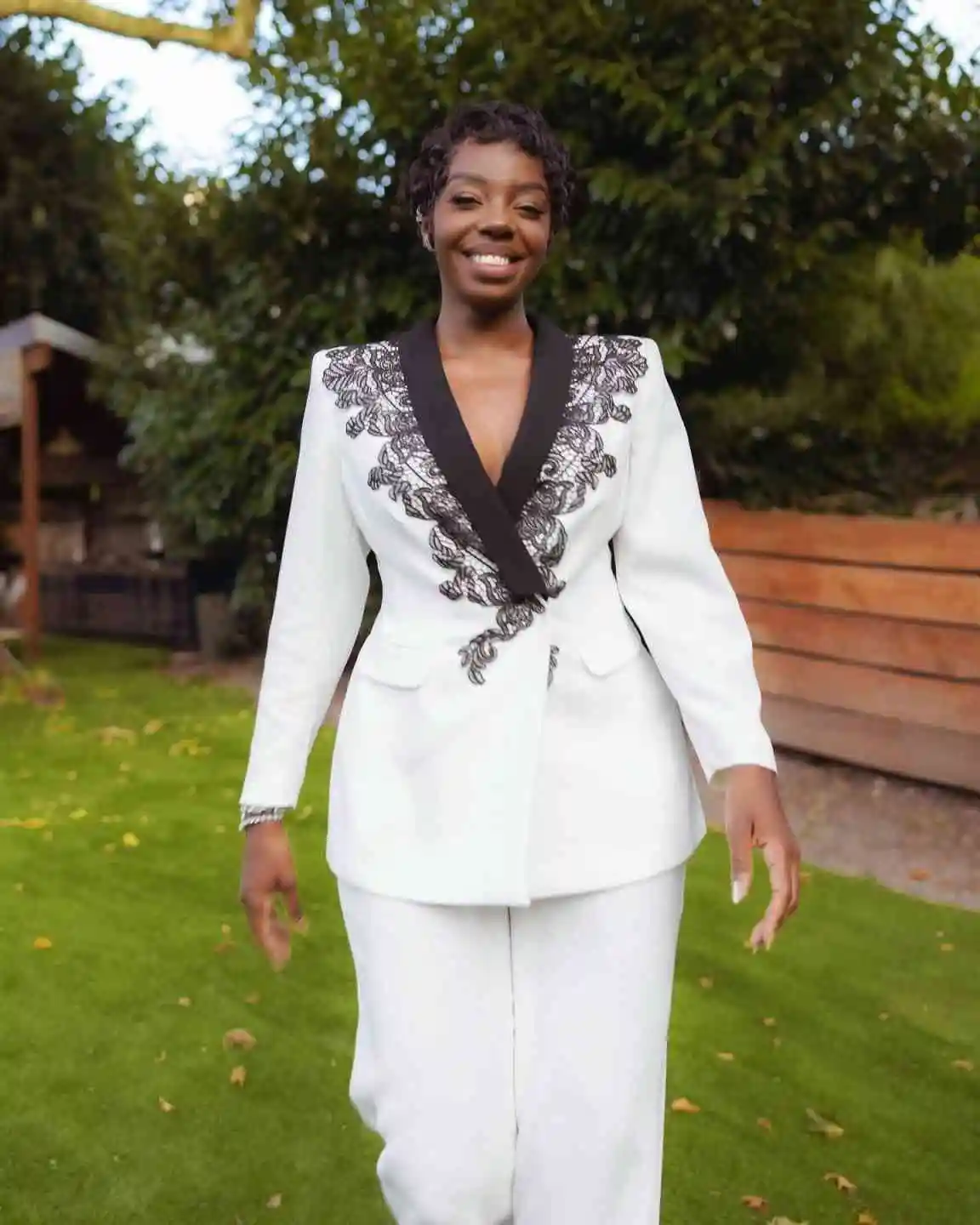 Vintage Lace Women Suits Dresses One Button Party Gown Appliques Pocket Jacket Customized Power Blazer 2 Pieces