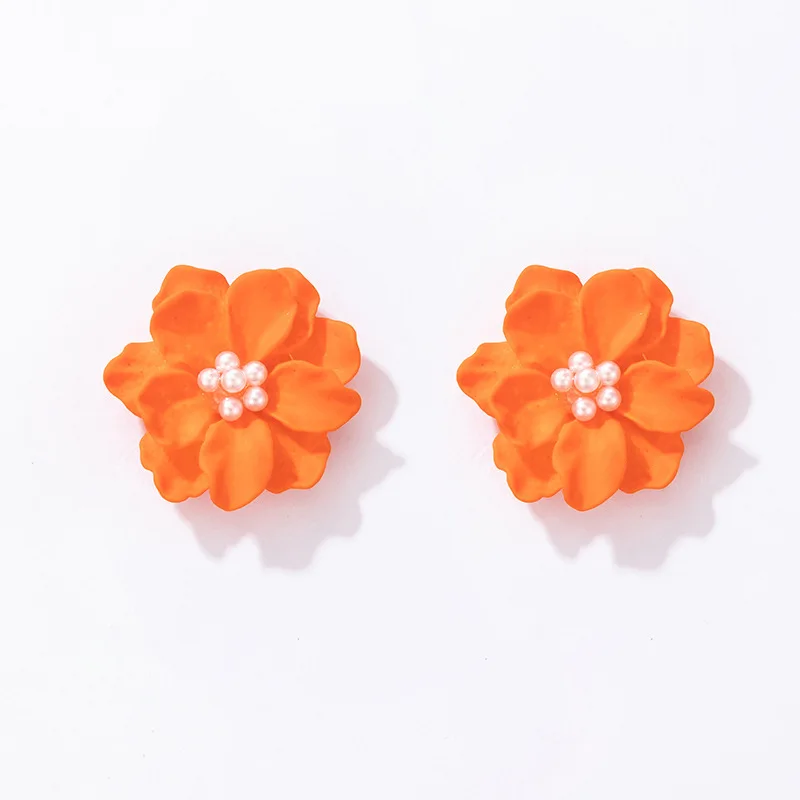 925 Silver Needle White Flower Women's Stud Earrings 2026 Trending New Korean Fashion Sweet Petals Female Earrings For Women M28