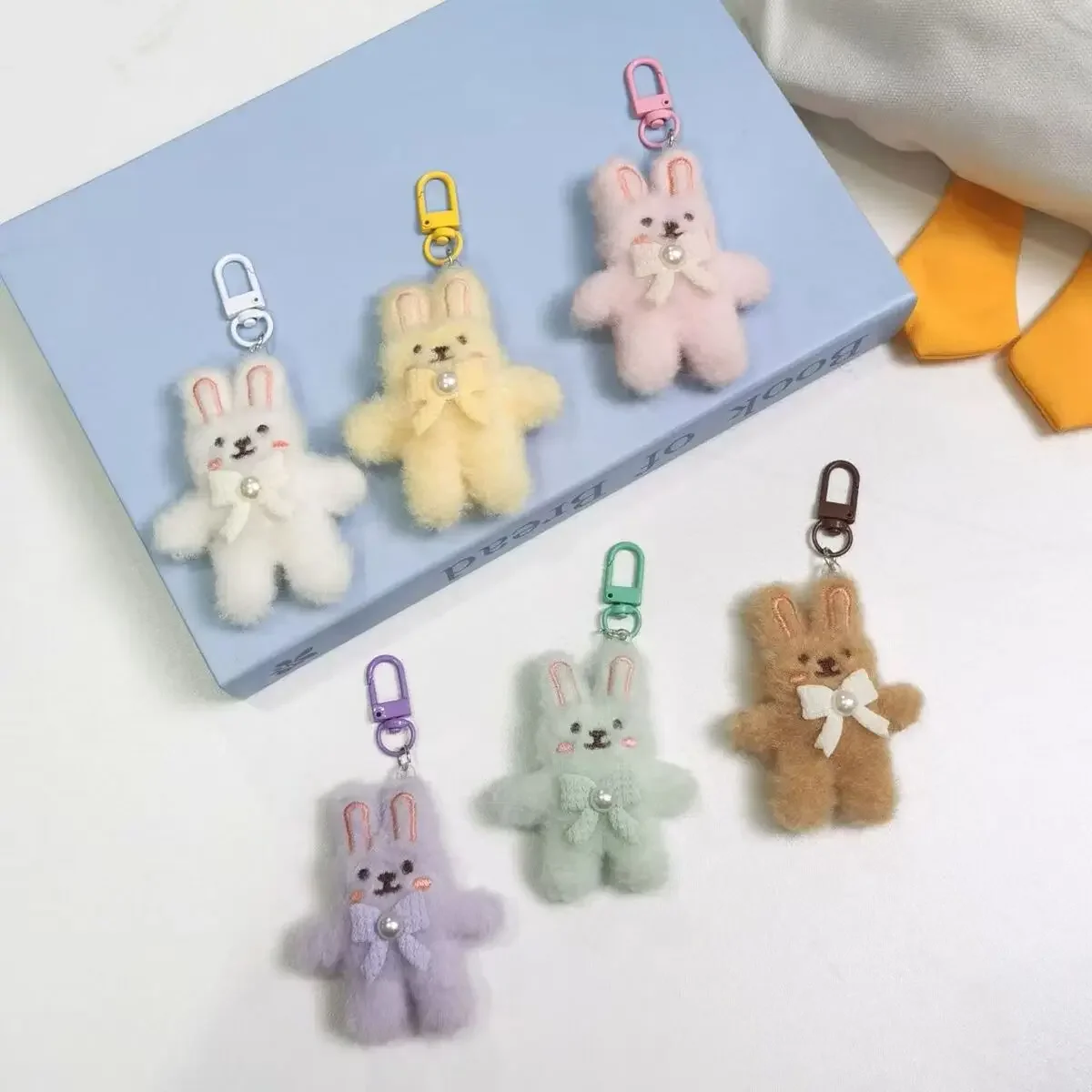 Pearl Bow Bunny Keychain Cute Plush Pendant Cartoon Bunny Keychain Car Key Ring Backpack Decoration Suitable Gift for Friends