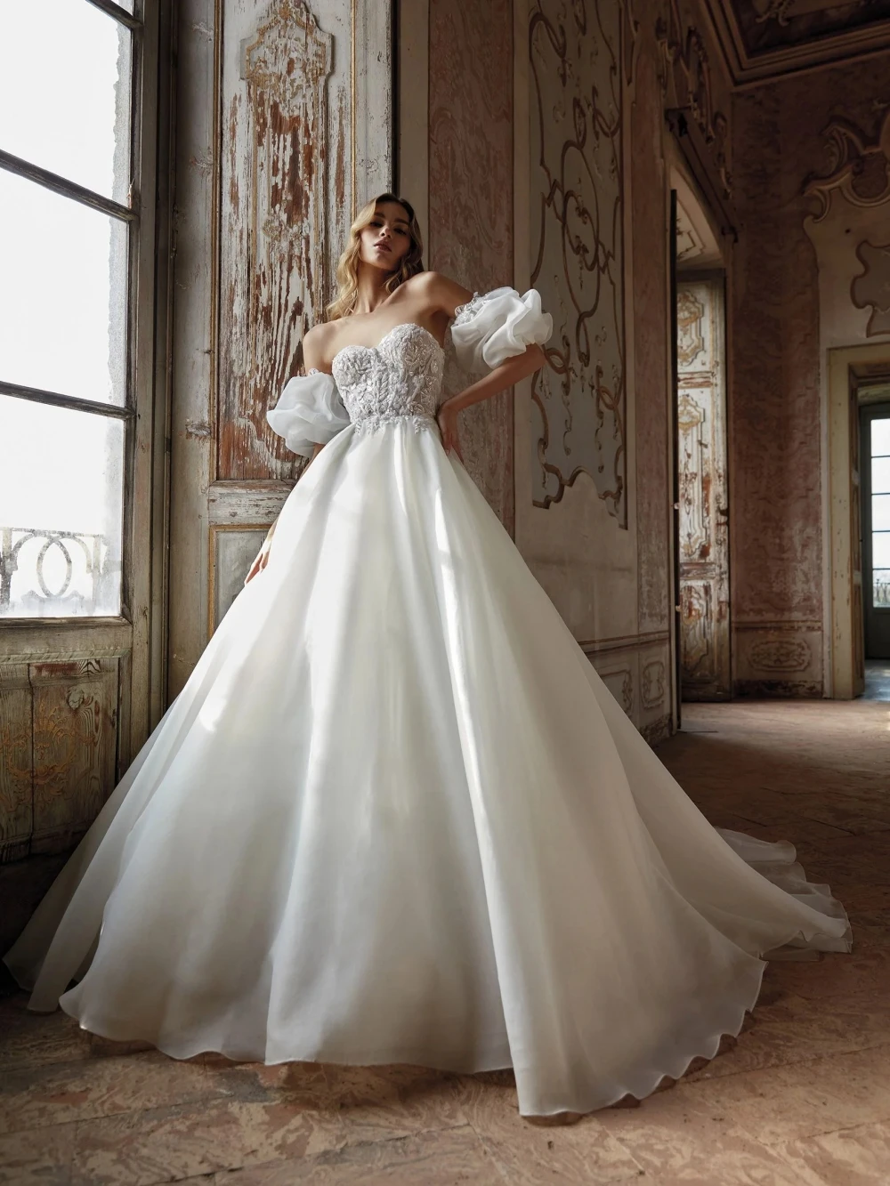 Vestido De novia con cuentas De lentejuelas brillantes, vestido De novia blanco elegante, vestido De novia largo con cuello De corazón romántico