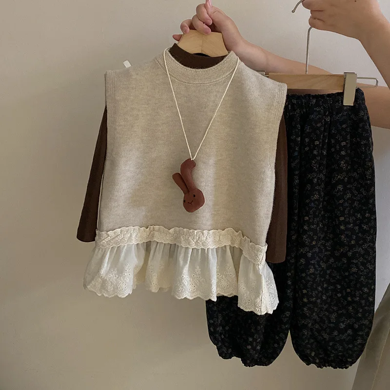 

Autumn Infant Girl 3PCS Clothes Set Solid Undershirt Lace Hem Knitted Vest Outfit Loose Floral Pirnted Casual Pant Kid Girl Suit