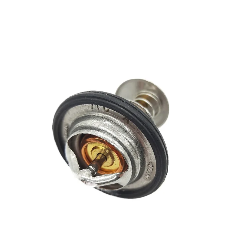 Suitable for Hyundai R 300 305 335-5-7 thermostat 6ct8.3 engine thermostat excavator accessories