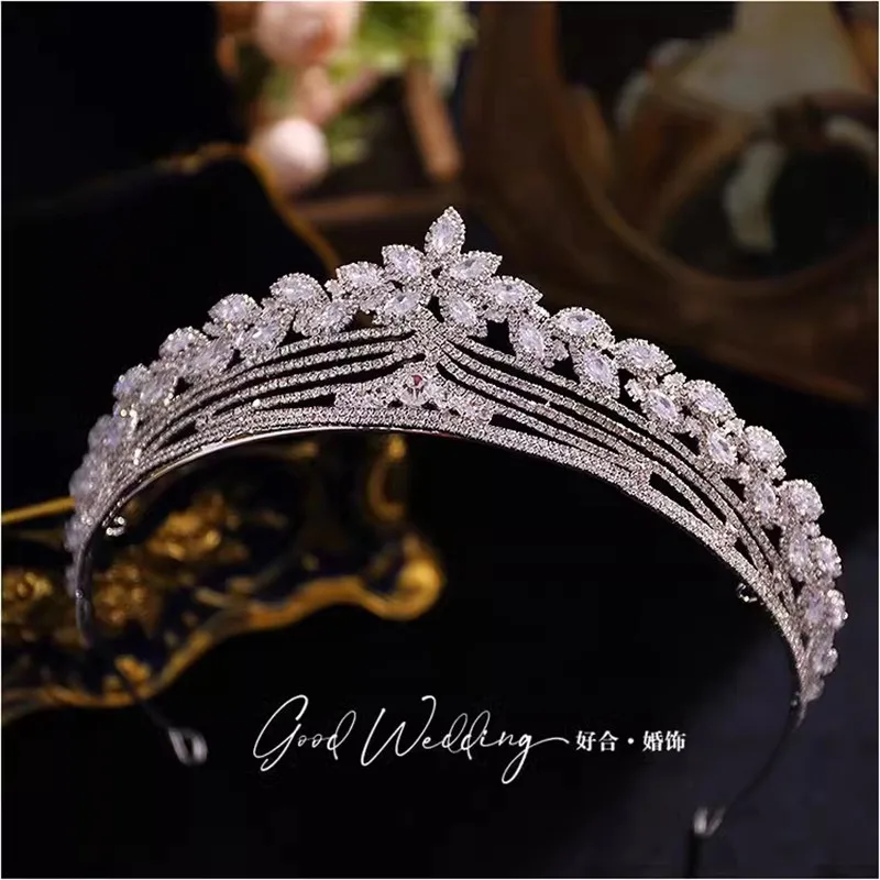 CC Tiaras and Crowns Women Accessories Bridal Headbands Engagement Hair Ornaments Wedding Jewelry Luxury Leaf Shape Crown FO002